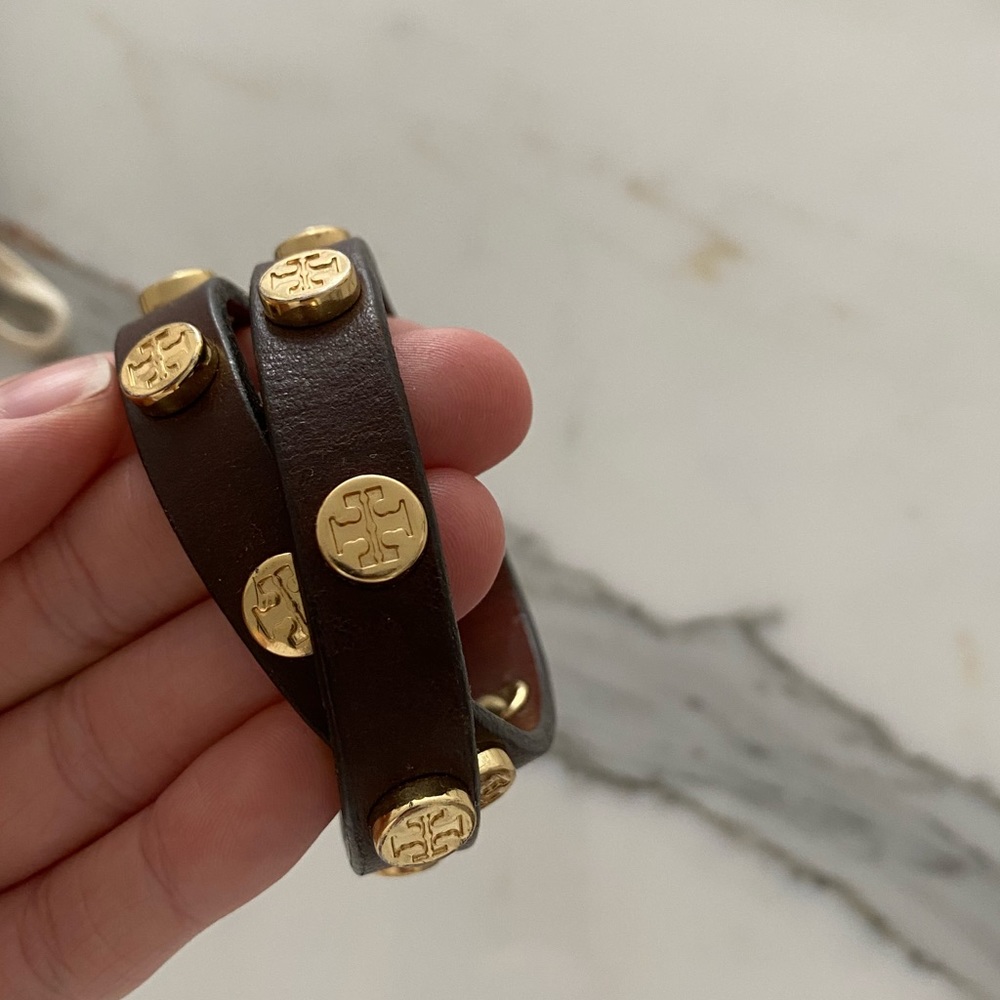 TORY BURCH wrap leather bracelet